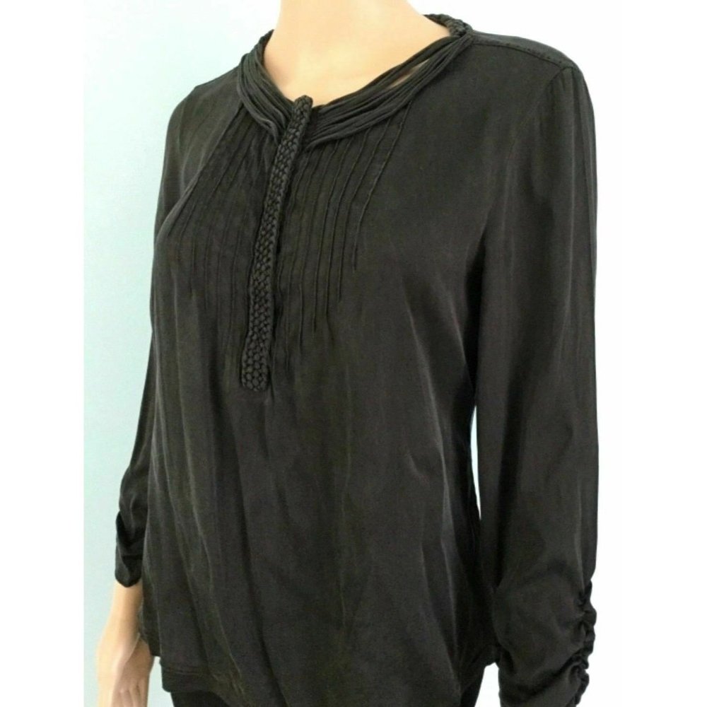 Womens Elie Tahari Raw Silk Black Blouse Top 3/4 Sleeves Unique Neckline Size S